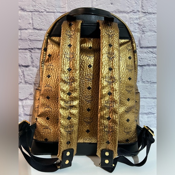 Super Clean MCM Stark Backpack - Picture 3 of 9